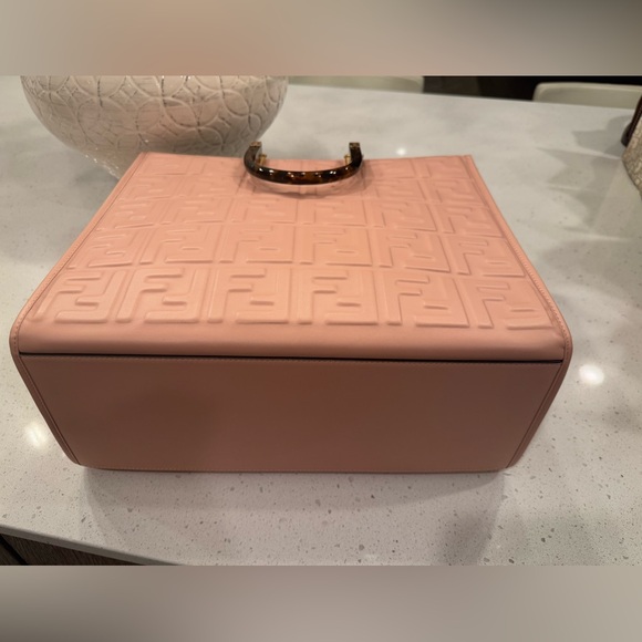 FENDI SUNSHINE EMBOSSED FF LEATHER TOTE BAG + charm - Picture 8 of 10